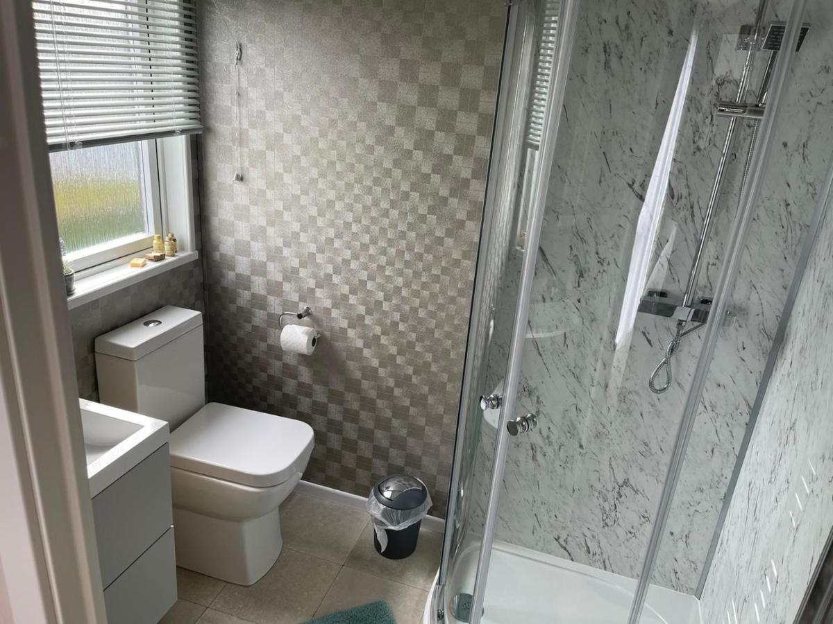 Indulgence Lakeside Lodge I3 With Hot Tub, Private Fishing Peg Situated At Tattershall Lakes Country Park Exterior foto